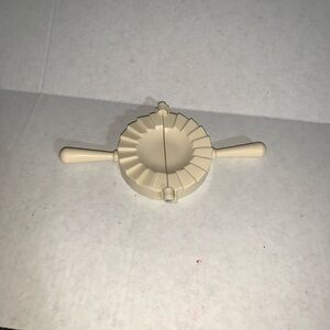 Cream Dumpling Maker